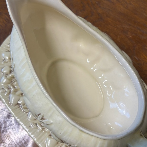 Vintage 70s Arnels Merry Mushrooms large ceramic gravy boat with saucer - Picture 3 of 11